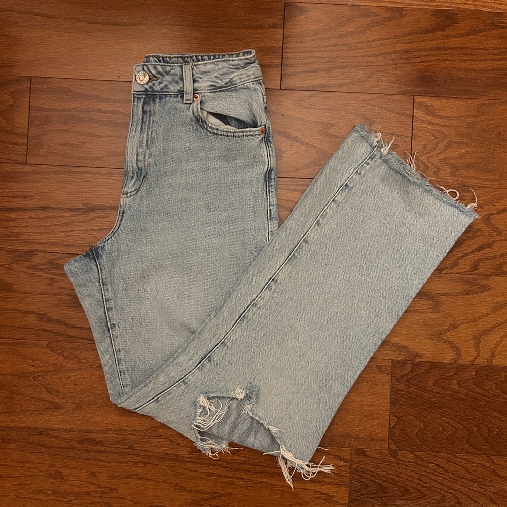 GARAGE Clothing Light Blue Distressed Jeans - 90s Straight